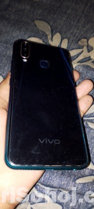 Vivo y12